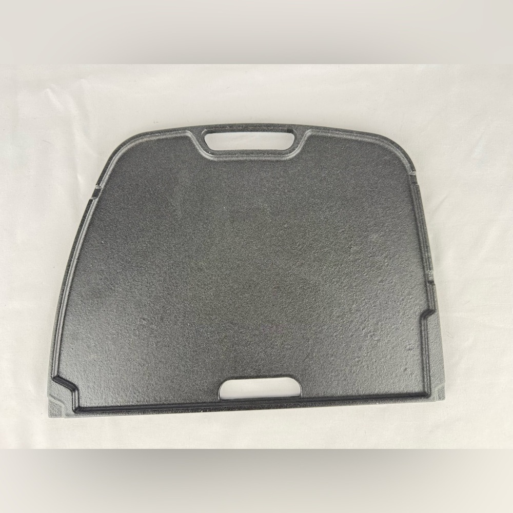 Napoleon TravelQ™ Cast Iron Reversible Griddle - Picture 4 of 4